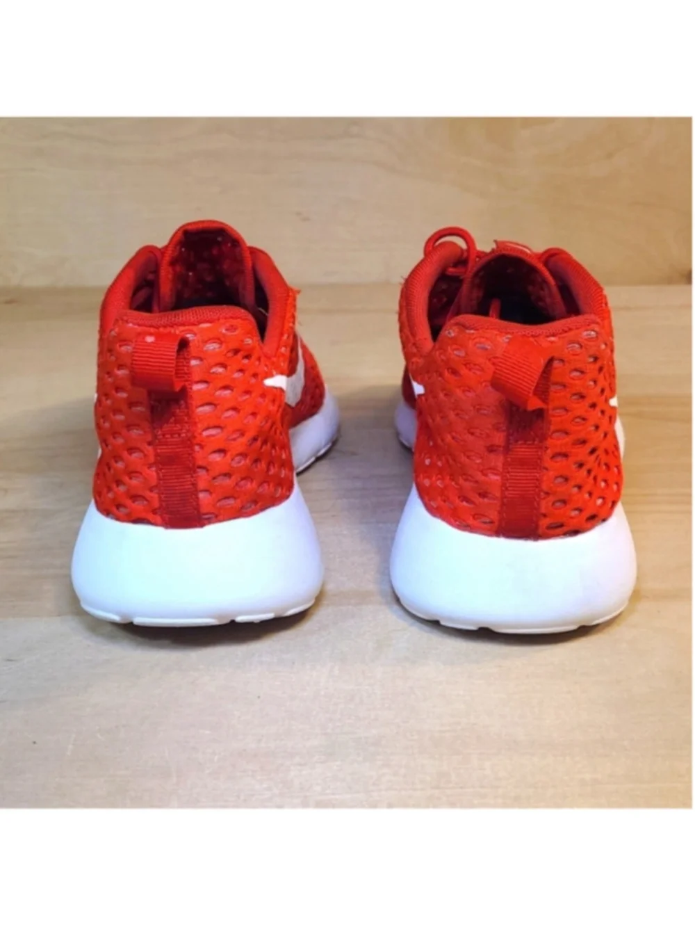 Nike Roshe One Mesh Red Flight Athletic Shoes Size 5.5Y/7 Womens 705485-601